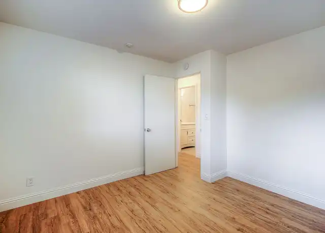 Property at Link Lane Apartments - 901 Link Ln, Santa Rosa, CA, 95401, 2-3 beds, 1 bath, [object Object]