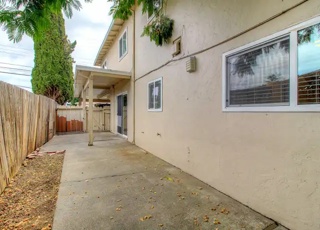 Property at Link Lane Apartments - 901 Link Ln, Santa Rosa, CA, 95401, 2 beds, 1 bath, [object Object]