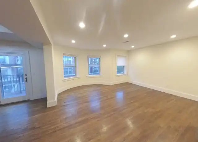 Property at 29 Commonwealth Ter, Brighton, MA, 02135, 4 beds, 2 baths, [object Object]