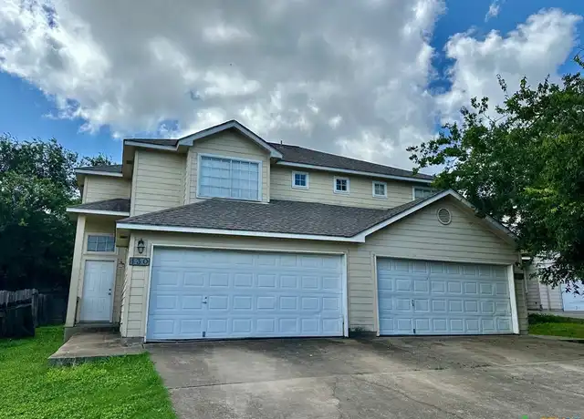 Property at 130 Cedargrove, San Marcos, TX, 78666, 3 beds, 2.5 baths, [object Object]