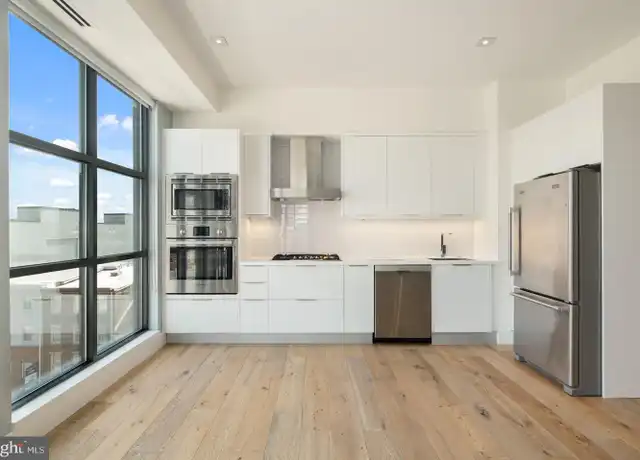 Property at 240 N 2nd St Unit 5W, Philadelphia, PA, 19106, 1 bed, 1 bath, [object Object]