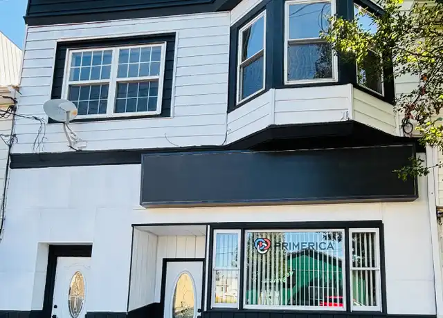 Property at 25 S Lehigh Ave Unit 2nd floor, Frackville, PA, 17931, 4 beds, 1 bath, [object Object]