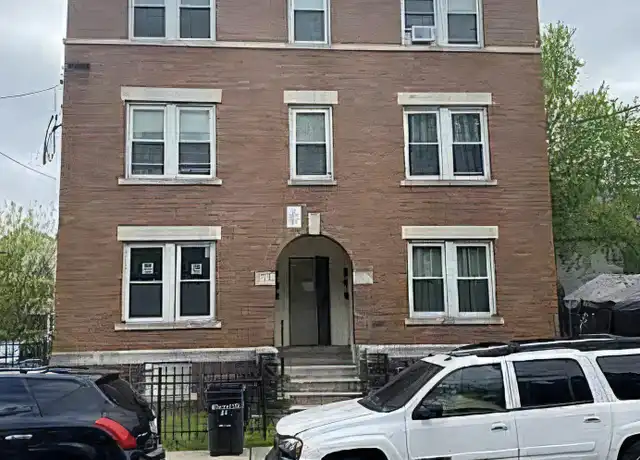 Property at 152 Brook St Unit 1, Hartford, CT, 06120, 2 beds, 1 bath, [object Object]