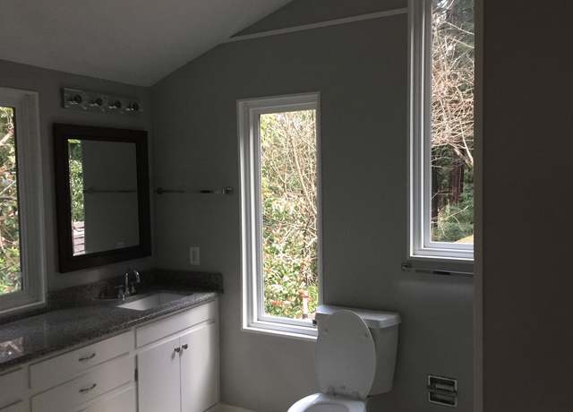 Photo of 10 Lyon Pl, Mill Valley, CA 94941