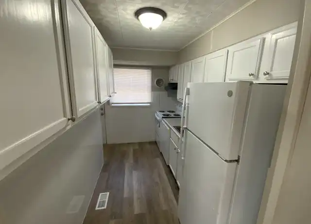 Property at 307 Crawford Rd, Saint Louis, MO, 63137, 3 beds, 1 bath, [object Object]