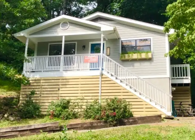 Property at 709 Federal St, Chattanooga, TN, 37405, 2 beds, 1 bath, [object Object]