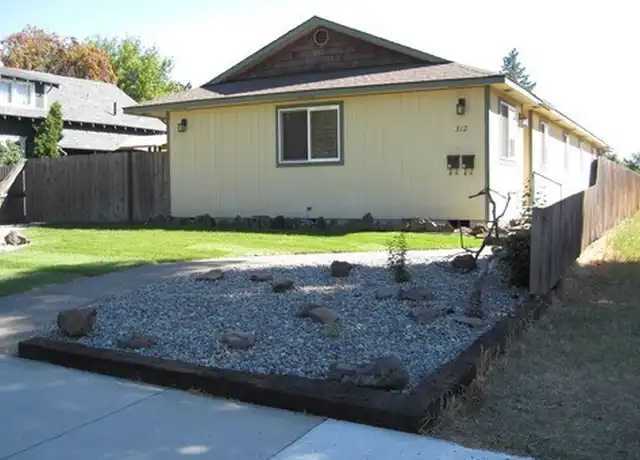 Property at 312 W 9th Ave Unit B, Ellensburg, WA, 98926, 3 beds, 2 baths, [object Object]