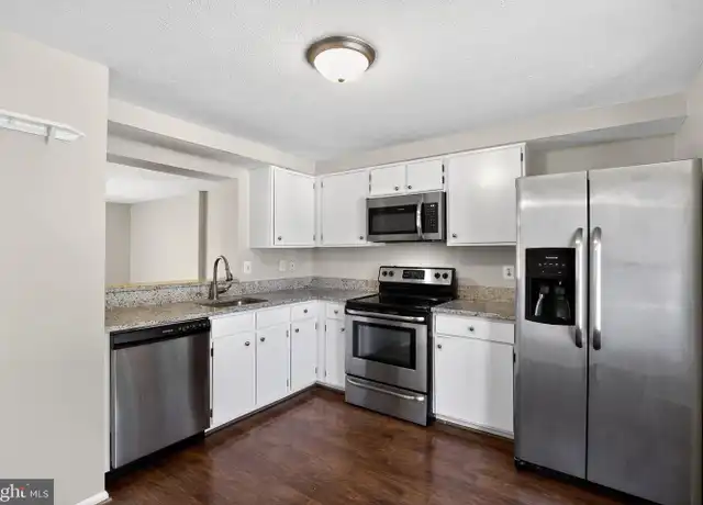 Property at 7506 Summer Blossom Ln, Columbia, MD, 21046, 3 beds, 2 baths, [object Object]