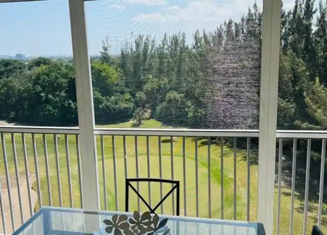 Property at 3150 N Palm Aire Dr, Pompano Beach, FL, 33069, 3 beds, 2 baths, [object Object]