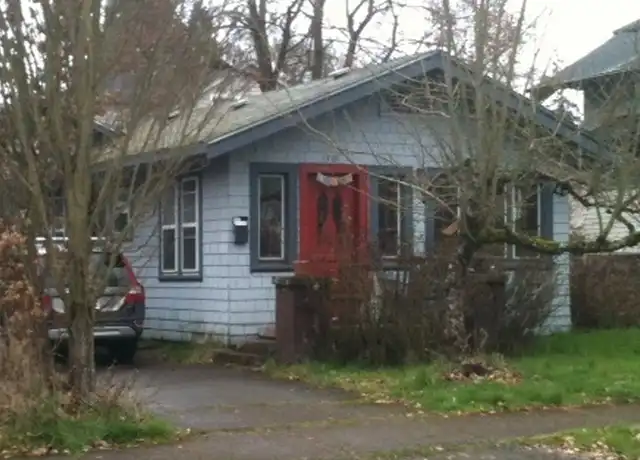 Property at 170 W 17th Ave, Eugene, OR, 97401, 3 beds, 1 bath, [object Object]