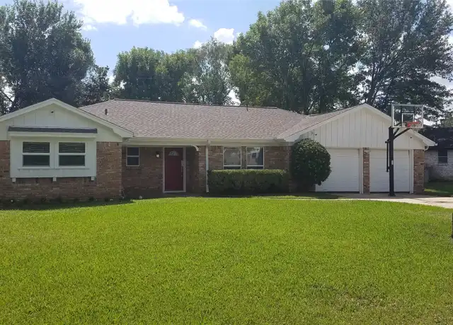 Property at 11123 Hazelhurst Dr, Houston, TX, 77043, 3 beds, 2 baths, [object Object]