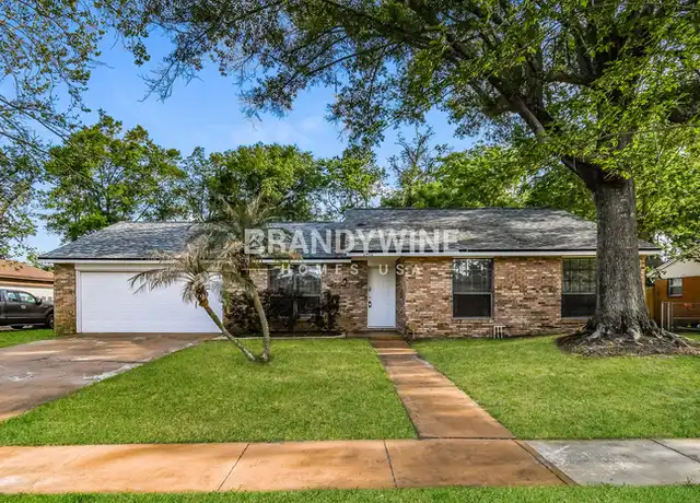 Property at 1801 Alder Dr, Orange Park, FL, 32073, 4 beds, 2 baths, [object Object]