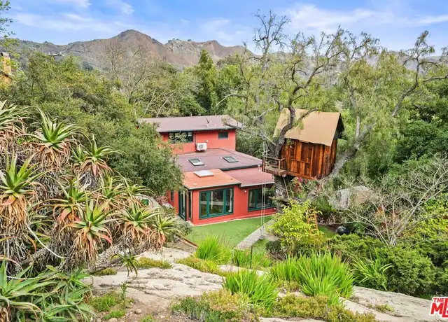 Property at 809 Basin Dr, Topanga, CA, 90290, 3 beds, 2 baths, [object Object]
