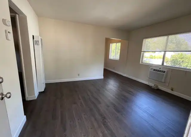 Property at 312 University Ave Unit 10, Davis, CA, 95616, 1 bed, 1 bath, [object Object]