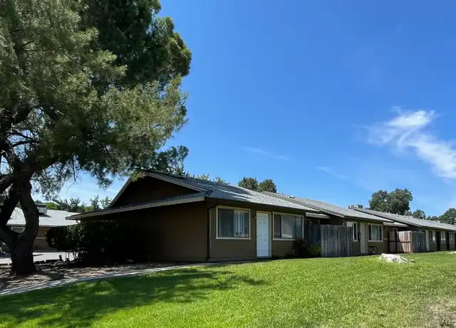 Property at 2402 Wilson Ave Unit 2402/D, Redding, CA, 96002, 2 beds, 1 bath, [object Object]