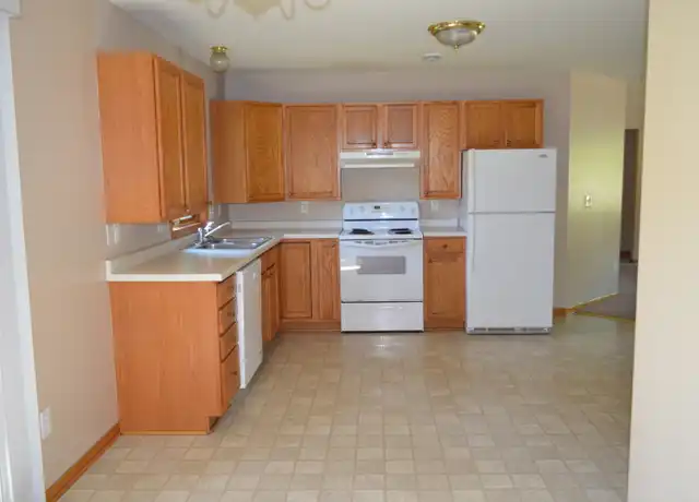 Property at 212 Hawkins Dr, Brainerd, MN, 56401, 3 beds, 1 bath, [object Object]