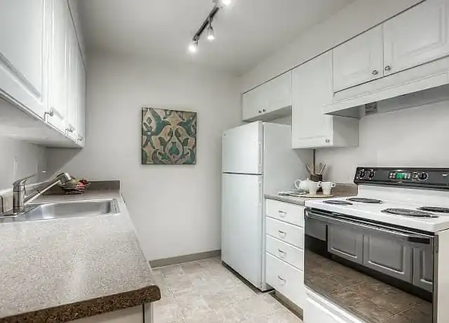 Property at Mountain High Apartments - 1930 SE 6th St, Gresham, OR, 97080, 2 beds, 1-2 bath, [object Object]