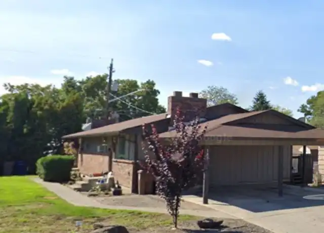 Property at 1928 E Bridgeport Ave Unit 1928, Spokane, WA, 99207, 3 beds, 2 baths, [object Object]