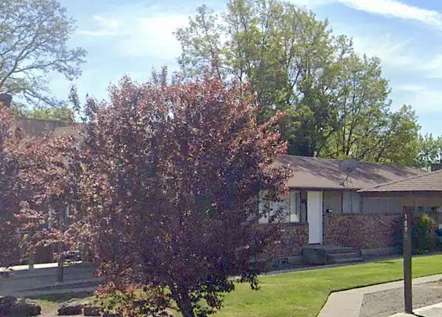 Property at 1928 E Bridgeport Ave Unit 1928, Spokane, WA, 99207, 4 beds, 2 baths, [object Object]