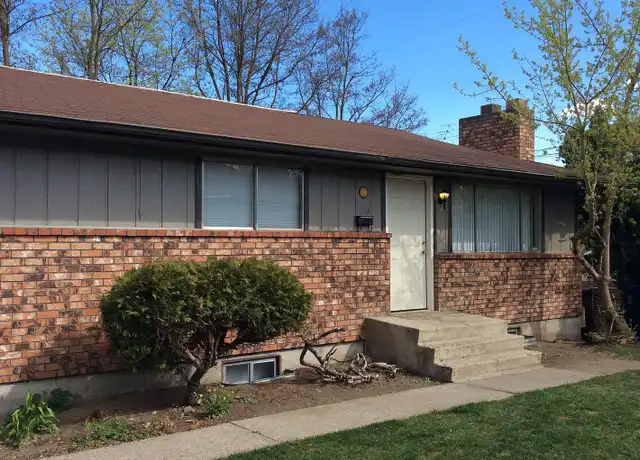 Property at 1928 E Bridgeport Ave Unit 1928, Spokane, WA, 99207, 3 beds, 2 baths, [object Object]