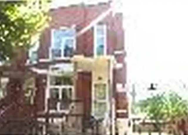 Property at 3653 S Giles Ave Unit 2, Chicago, IL, 60653, 2 beds, 1 bath, [object Object]