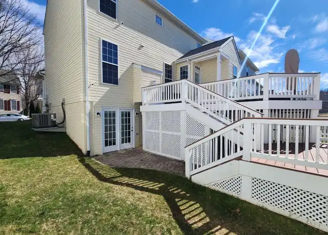 Property at 19028 Noble Oak Dr, Germantown, MD, 20874, 1 bed, 1 bath, [object Object]