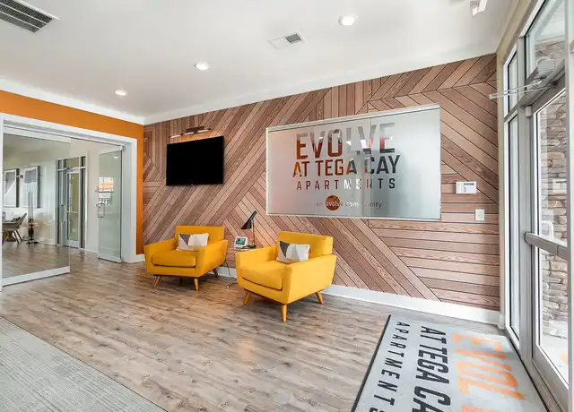Property at Evolve at Tega Cay - 810 Eden Ave, Fort Mill, SC, 29708, 1-2 bed, 1-2 bath, [object Object]