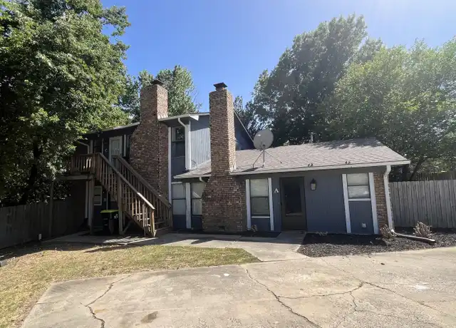Property at 2331 Arlington St Unit B, Ada, OK, 74820, 2 beds, 2 baths, [object Object]