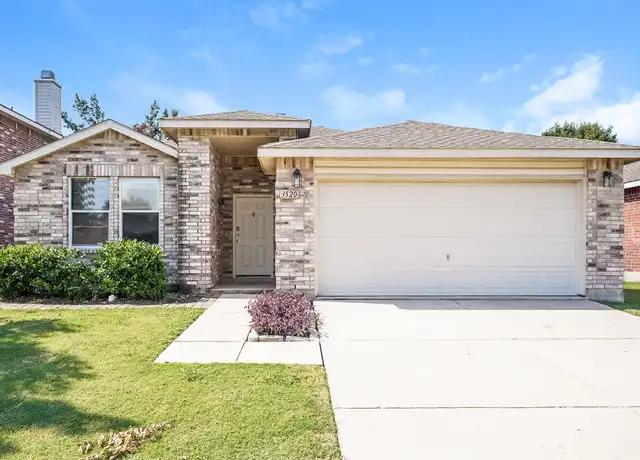 Property at 3520 Clydesdale Dr, Denton, TX, 76210, 3 beds, 2 baths, [object Object]