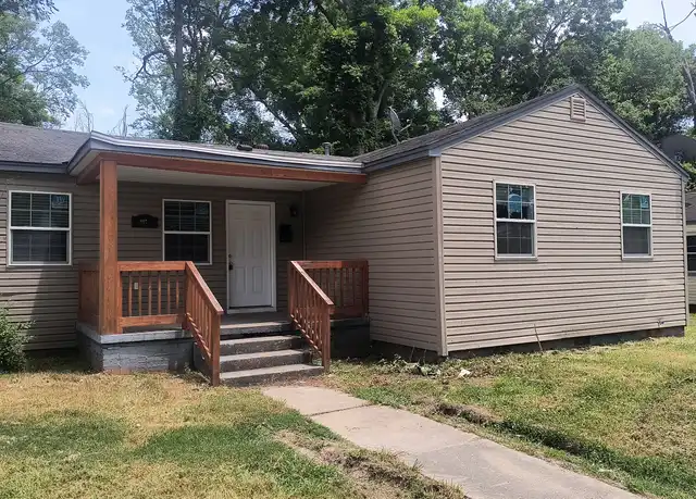 Property at 807 S Chestnut St, Pine Bluff, AR, 71601, 3 beds, 1 bath, [object Object]