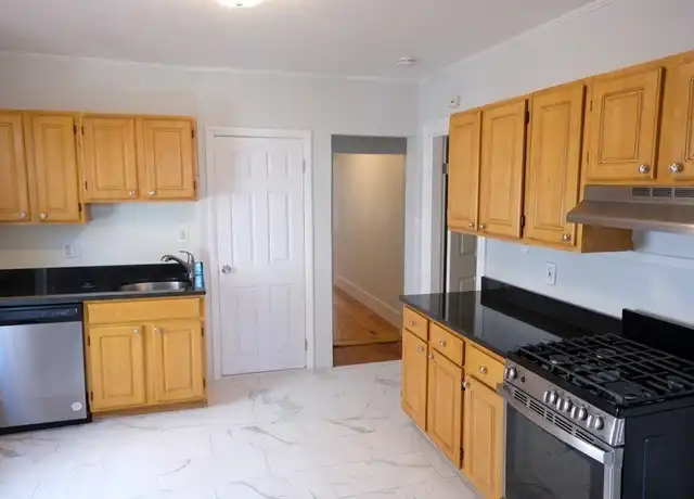 Property at 22 Howell St Unit 1, Boston, MA, 02125, 3 beds, 1 bath, [object Object]