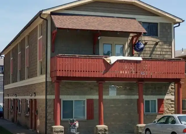 Property at 138 W 9th Ave Unit 138-D, Columbus, OH, 43201, 4 beds, 2 baths, [object Object]