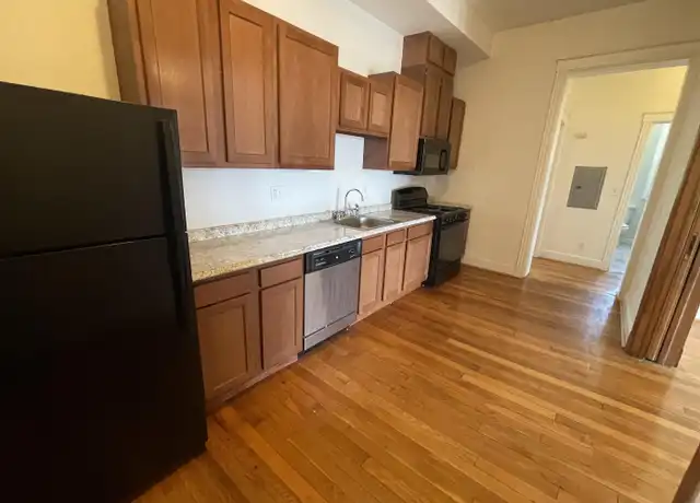 Property at 2415 Maplewood Ave, Cincinnati, OH, 45219, 2 beds, 1 bath, [object Object]