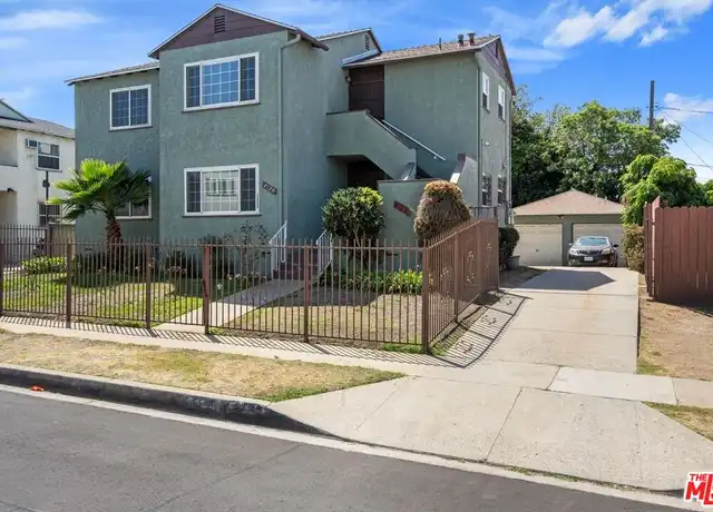 Property at 2122 W 102nd St, Los Angeles, CA, 90047, 2 beds, 1 bath, [object Object]
