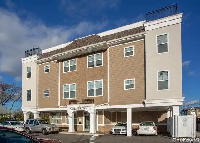 Property at 40 Elizabeth St Unit N206, Farmingdale, NY, 11735, 1 bed, 1 bath, [object Object]