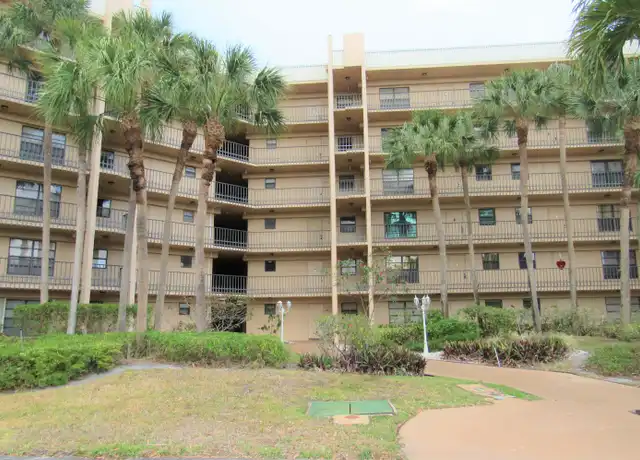 Property at 4640 Lucerne Lakes Blvd W #206, Lake Worth, FL, 33467, 2 beds, 2 baths, [object Object]