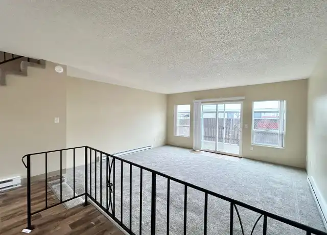 Property at 625 N Pine St Unit 587, Canby, OR, 97013, 2 beds, 1 bath, [object Object]