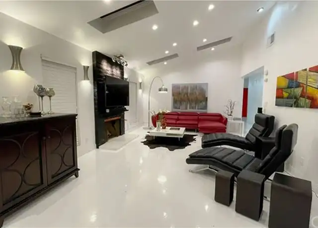 Property at 71292 Biskra Rd, Rancho Mirage, CA, 92270, 3 beds, 2 baths, [object Object]