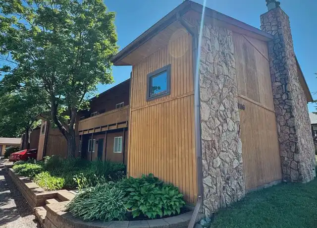 Property at 1116 10th Ave N Unit 1, Onalaska, WI, 54650, 2 beds, 1 bath, [object Object]