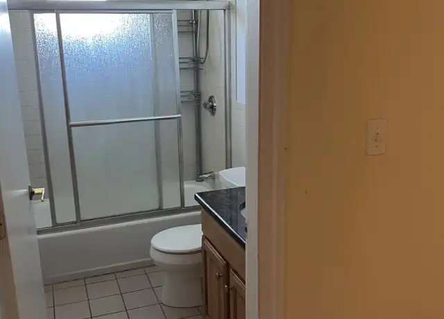 Property at 90 Westland Ave Unit 504, Boston, MA, 02115, 3 beds, 1 bath, [object Object]