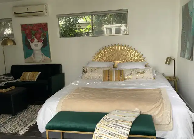 Property at 1639 S Stanley Ave, Los Angeles, CA, 90019, 0 beds, 1 bath, [object Object]