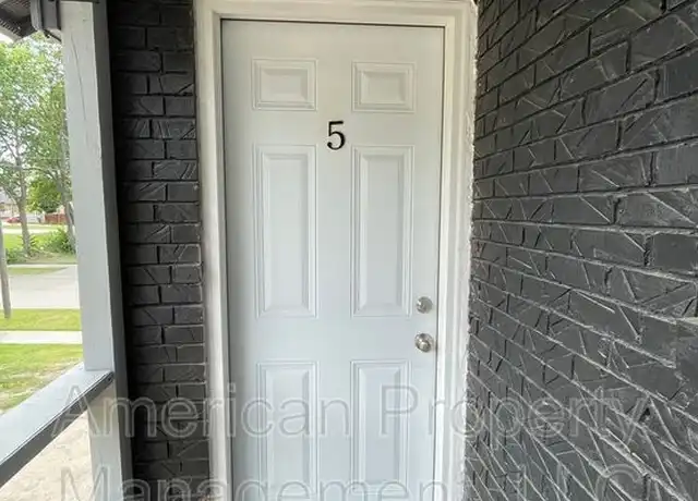 Property at 719 S Troost Ave Unit 5, Tulsa, OK, 74120, 2 beds, 1 bath, [object Object]