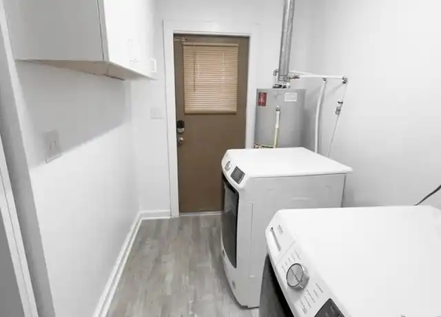 Property at 1901 NE 49th Ave, Ocala, FL, 34470, 1 bed, 1 bath, [object Object]
