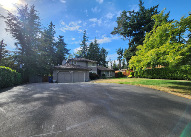 Photo of 20673 Marine View Dr SW, Normandy Park, WA 98166
