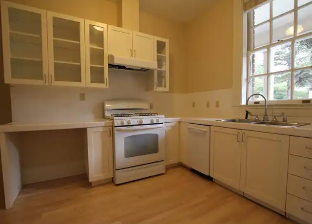 Property at 1330 Kobbe Ave, San Francisco, CA, 94129, 1 bed, 1 bath, [object Object]