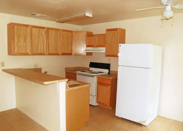 Photo of 124 W Lassen Ave, Chico, CA 95973