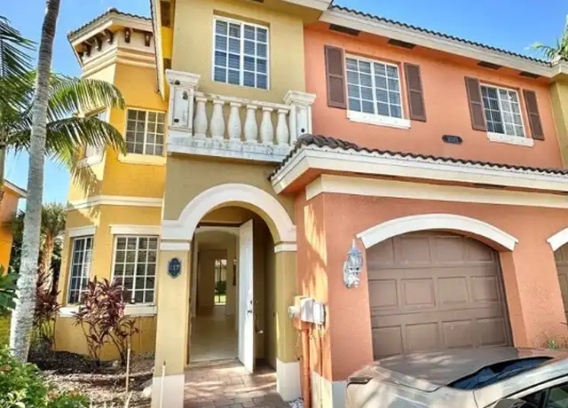 Property at 10101 Tin Maple Dr #118, Estero, FL, 33928, 4 beds, 2.5 baths, [object Object]