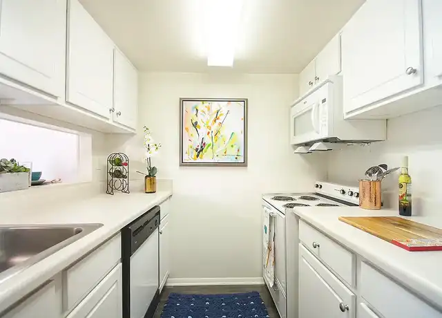 Property at Abbington Hills Apartments - 5950 Westower Ct, Richmond, VA, 23225, 0-2 beds, 1-1.5 bath, [object Object]
