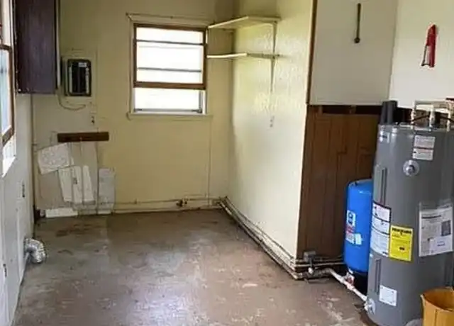 Property at 400 Main St Unit A, Murray, KY, 42071, 2 beds, 1 bath, [object Object]