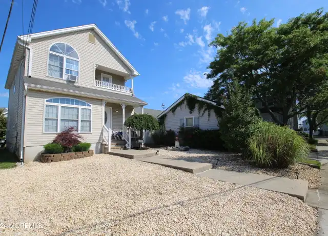 Property at 29 Meadow Ave, Manasquan, NJ, 08736, 3 beds, 2 baths, [object Object]